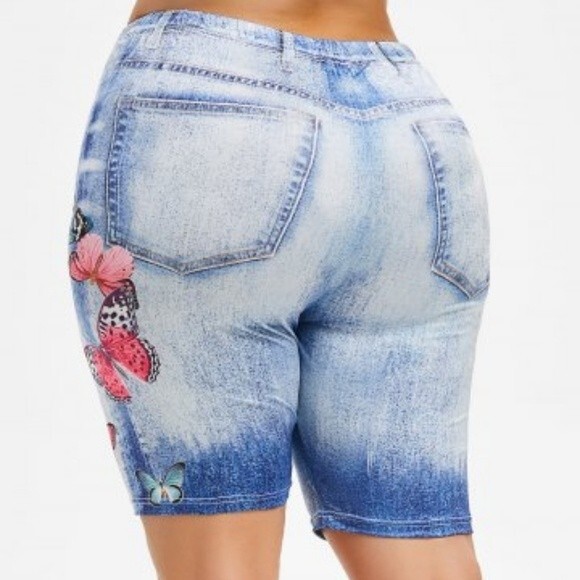 Light Blue Butterfly Shorts 5X - Picture 5 of 6